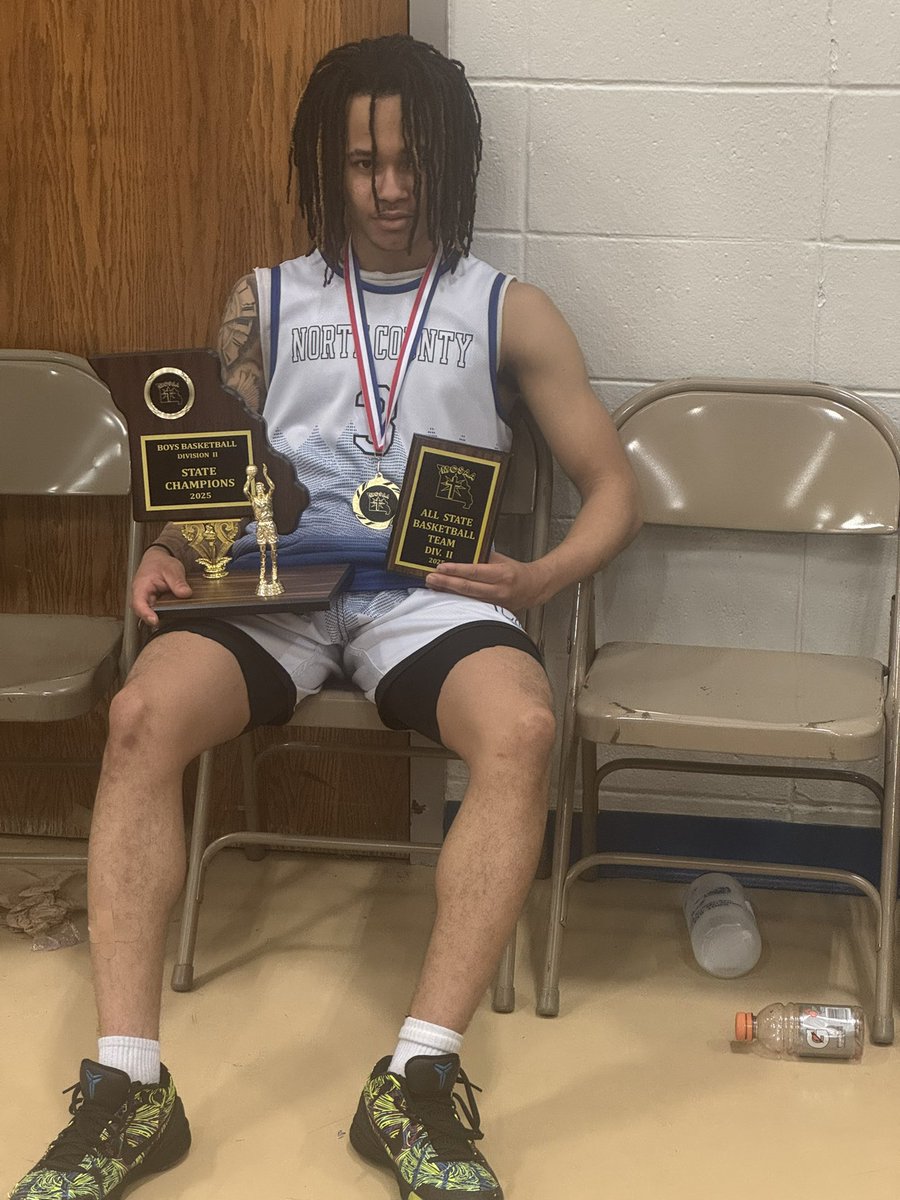 lynusmitchelljr's tweet photo. #Committed @cmueaglesMBB https://t.co/5XMvuAVXtY