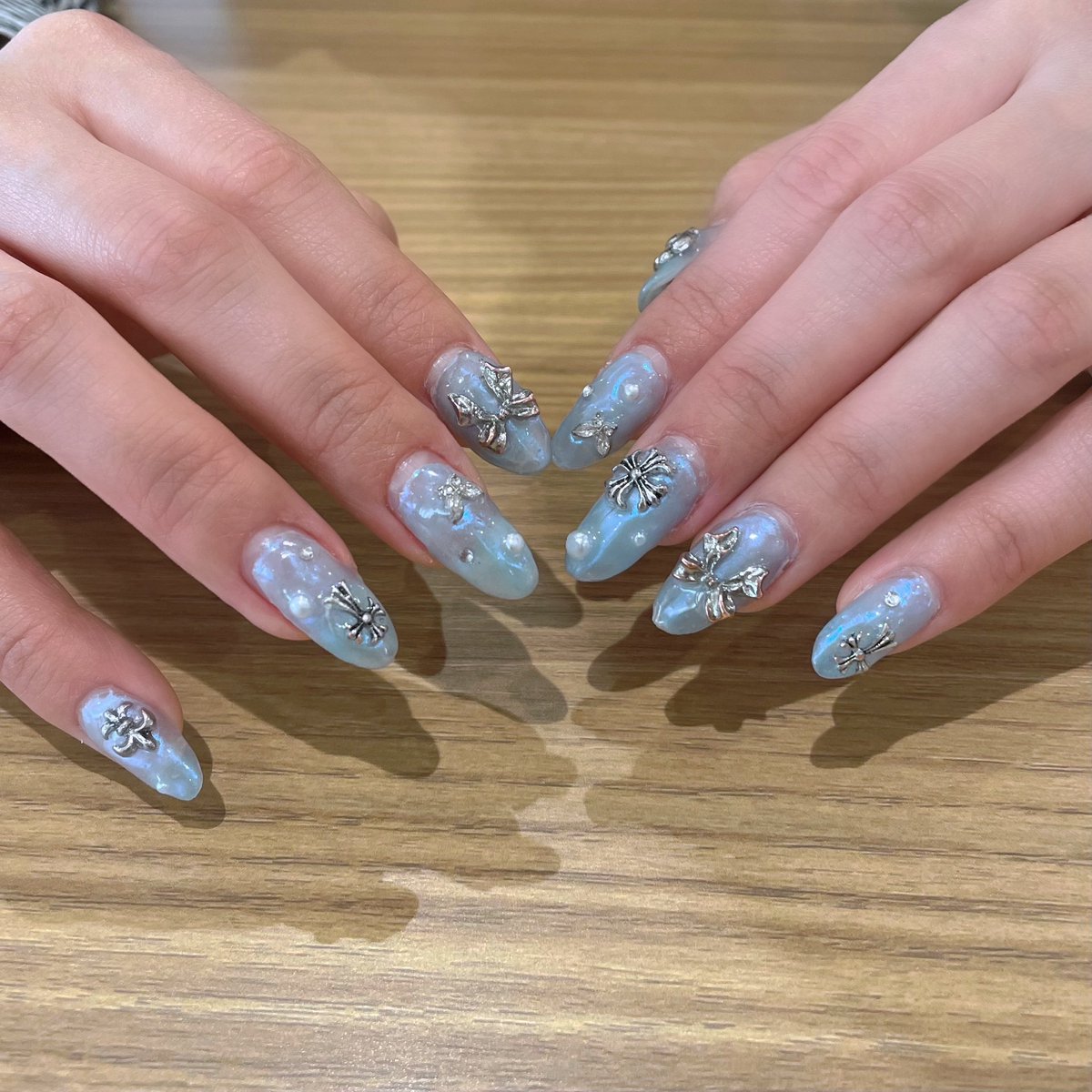mamenail7's tweet photo. 水色×シルバー🩵🐋🫧🤍 https://t.co/BwMKEqHS1H