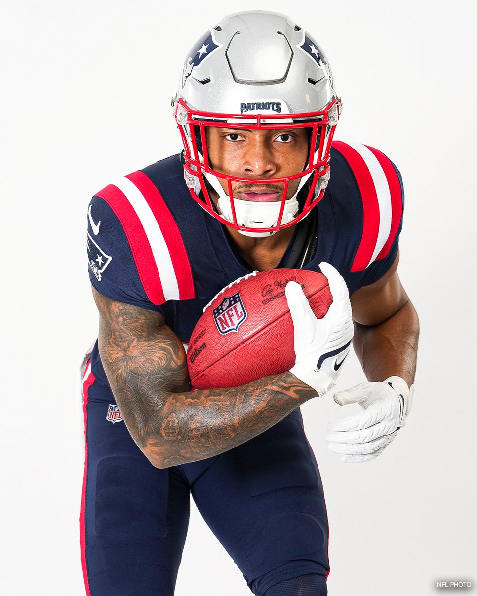 Patriots's tweet photo. Rooks first look 🤩

@TreVeyonH4 | @k_mmoneyyyy https://t.co/OnUtRigu0l