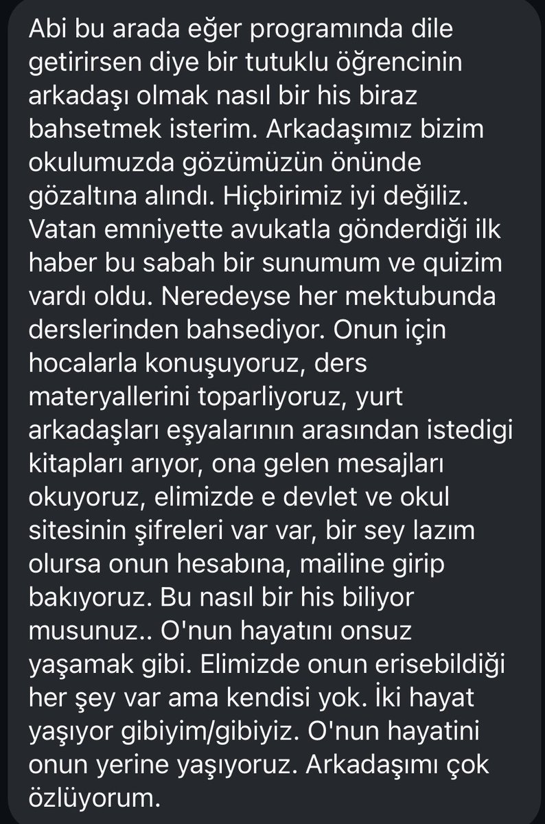 Nurettin Yıldız’ın kadın ve çocuklara yönelik sözlerini protesto gösterisinden sonra tutuklanan Boğaziçi Üniversitesi öğrencisi Mîna Pelit'in arkadaşı Oya, içerdeki arkadaşlarının derslerini nasıl takip ettiğini anlattı. Anayasal haklarını kullanmaları bir yana, ceza alsalar dahi