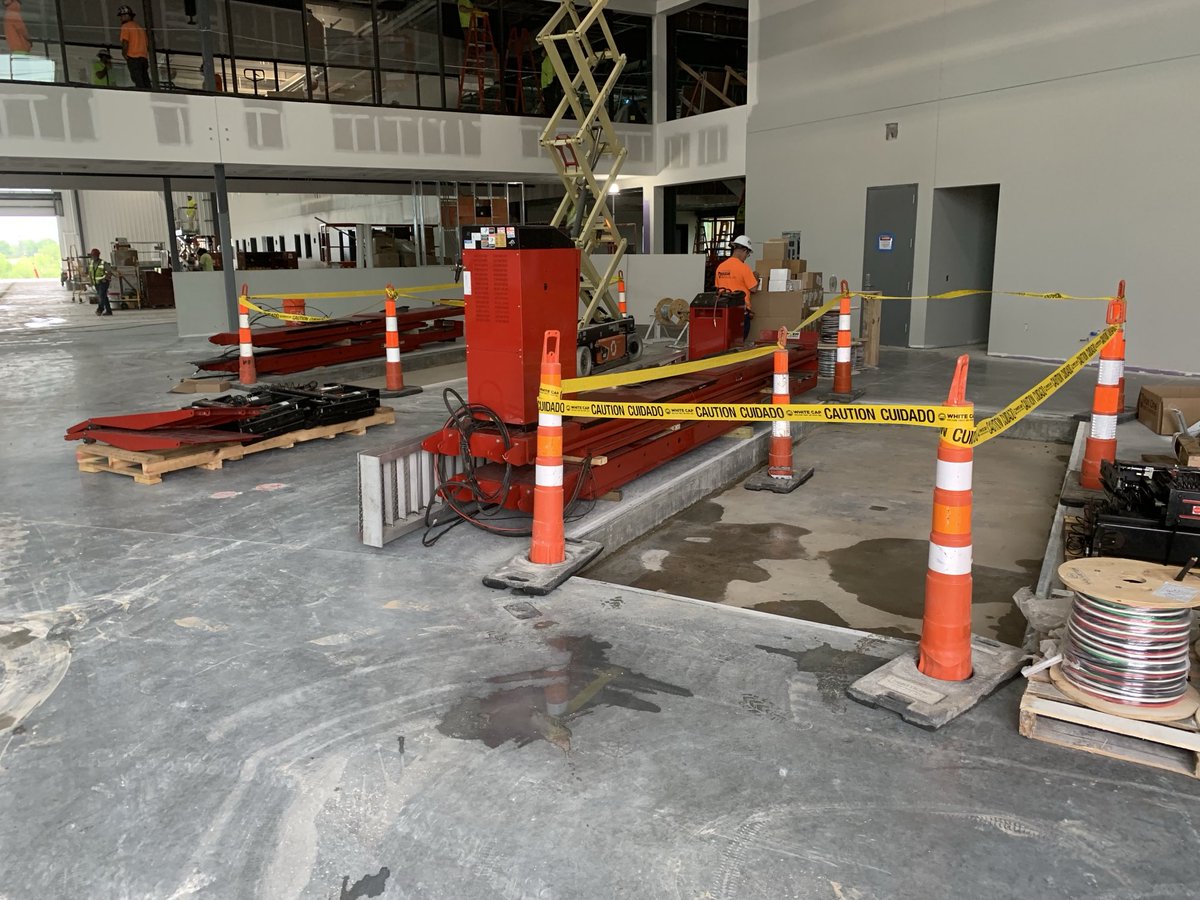 We are starting to install automotive equipment at MCC Longview Automotive. ⁦<a href="/McCownGordon/">McCownGordon</a>⁩