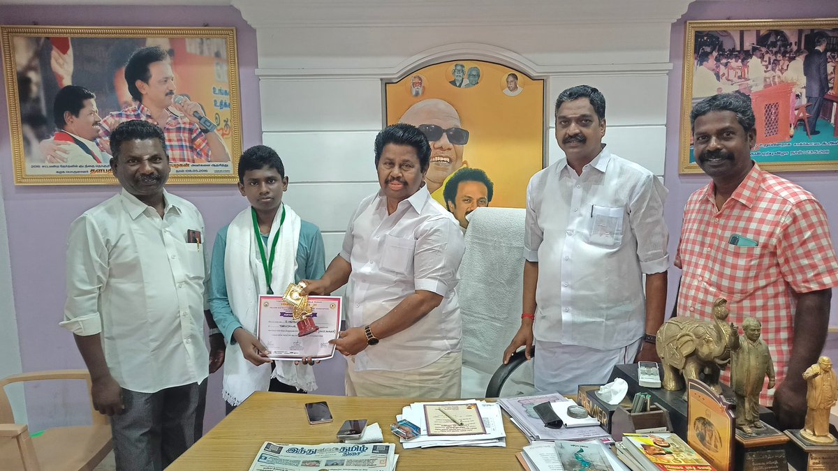 தமிழ்நாடு அளவில் வேலூரில் நடைபெற்ற Tamilnadu Inter District Table Tennis championship 2024-2025 U-17 ல் தஞ்சை மாவட்டம் சார்பாக கும்பகோணம் ஸ்ரீ மாதா மெட்ரிக் மேல்நிலைப்பள்ளியைச் சேர்ந்த +1 மாணவன் R.ஹேமச்சந்திரன்  கலந்துகொண்டு சான்றும் மற்றும் Best player Award  பெற்றுள்ளார் அவரை