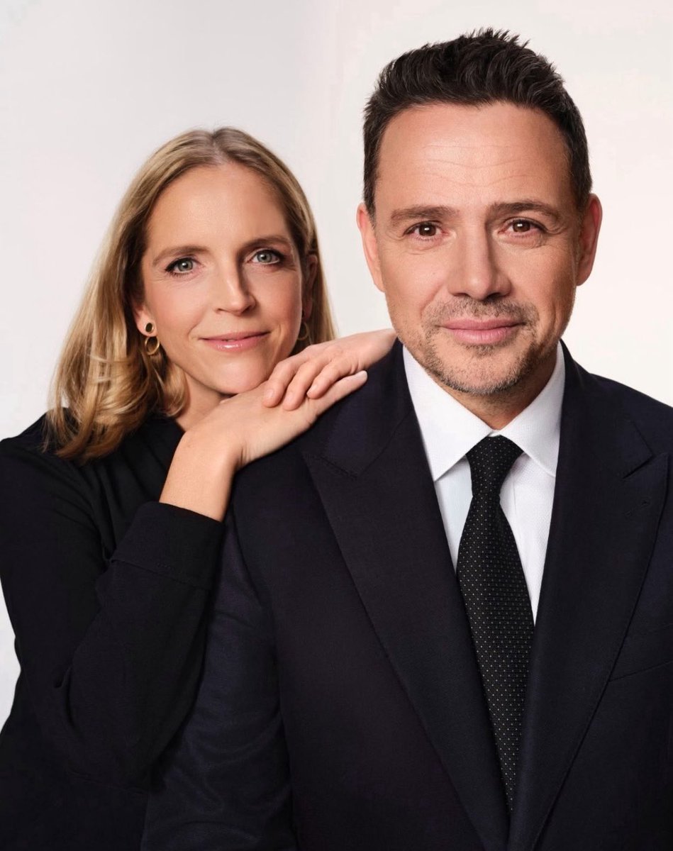 Może jestem naiwna, ale wierzę w mądrość Polek i Polaków.
Chcemy żyć w wolnej, demokratycznej i rozwijającej się Polsce🇵🇱
Wierzę, że wygra Rafał Trzaskowski i będziemy mieć uczciwego i mądrego Prezydenta oraz wspaniałą Pierwszą Damę 🤍❤️
#Trzaskowski2025 
#WygraCałaPolska