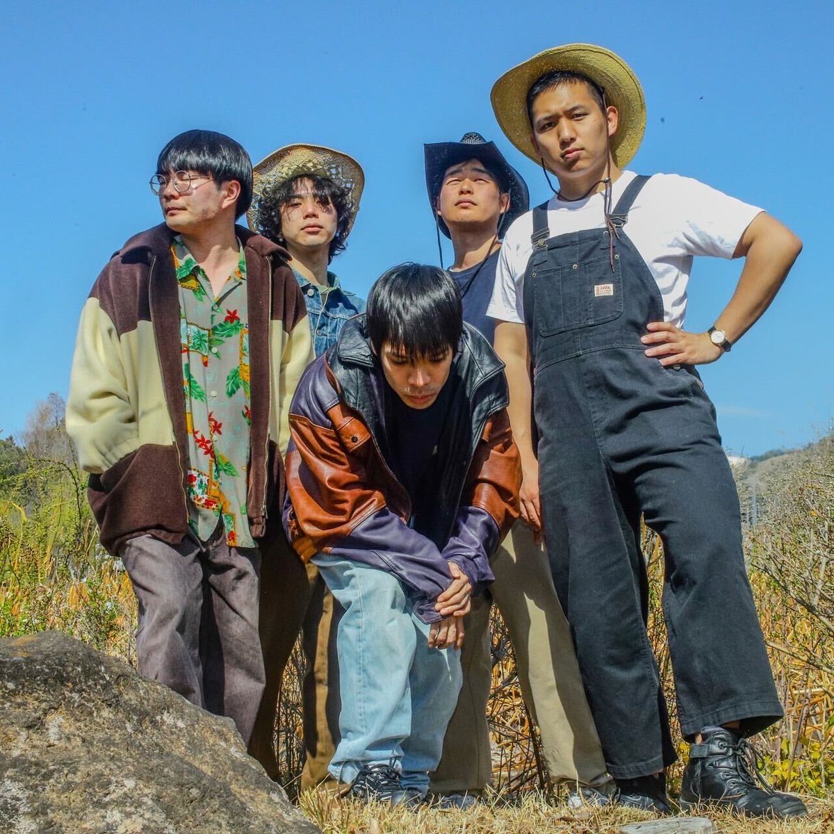 ⭐️bringlife（<a href="/bringlife_news/">bringlife</a>） + ⭐️PICNIC YOU（<a href="/YouPicnic/">PICNIC YOU</a>）+⭐️没 aka NGS（<a href="/botsu_ngs/">没 AkA NGS</a>）のコラボEP『5 Star Cowboy』をたった今、世に放ちました！　
完全内製5つの流星群
💫💫💫💫💫
linkco.re/Qa50dmN6