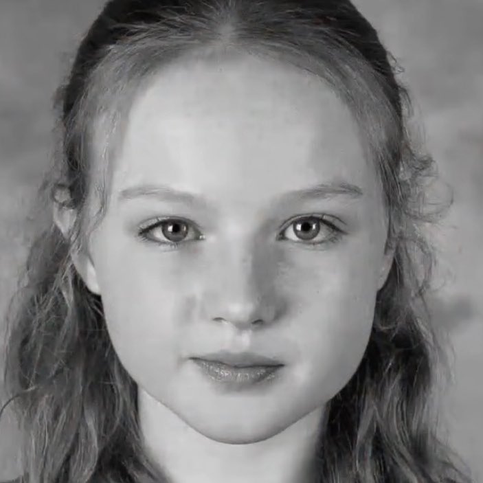 coolgirlmarlene's tweet photo. @TheHungerGames OKOK I SEE IT- this is haymitch's sweetheart😩 https://t.co/p6FfDFgv09