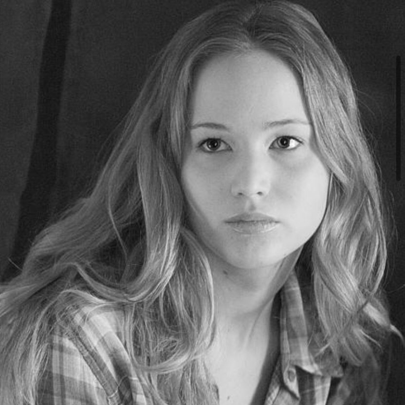 coolgirlmarlene's tweet photo. @TheHungerGames OKOK I SEE IT- this is haymitch's sweetheart😩 https://t.co/p6FfDFgv09