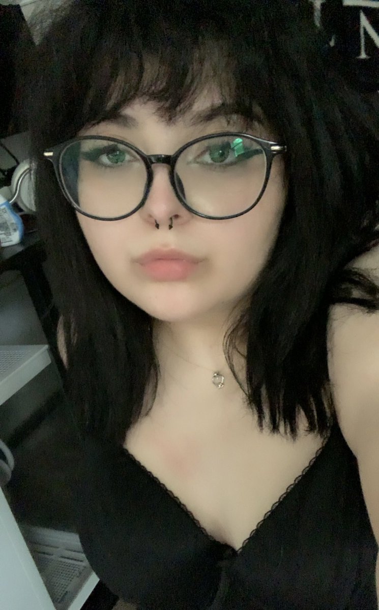 Espie 🕷️🥀 tweet media