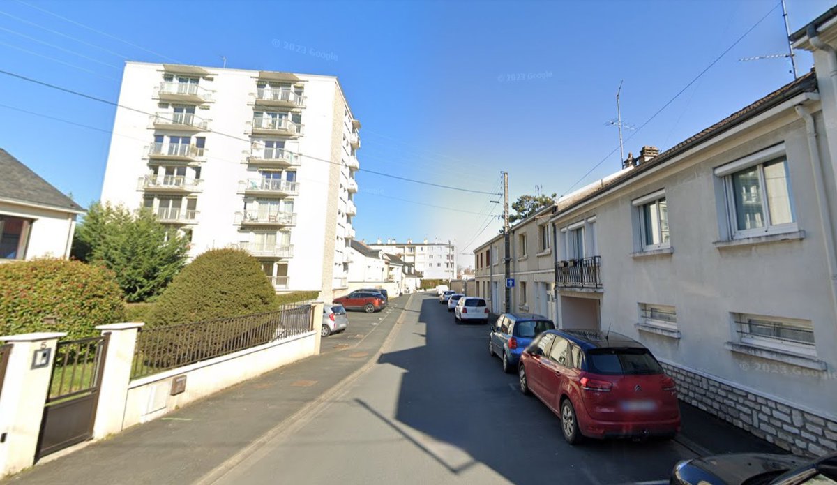 Chateauroux36's tweet photo. [ 🚧🚗 #CIRCULATION  🚗🚧] À l’occasion de la #FoireExposition, la rue de Belle-Isle sera fermée à la circulation à compter de ce mardi 20 mai à 18h jusqu’au mardi 27 mai à 12h.

👉  L'accès au site de Belle-Isle (camping du Rochat, Guinguette, bowling...) s'effectue par l'avenue Marcel-Lemoine et la rue du Rochat.

Merci de votre compréhension et bonne Foire à tous ! 🎡
#Châteauroux