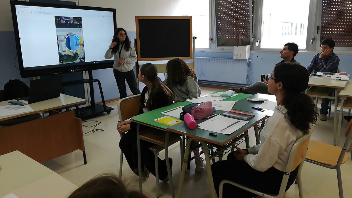 LIFESeedneb's tweet photo. 🤝 Co-Creation Plan in action: engaging the school community of Potenza in urban renaturalization! 🤩 https://t.co/4LX2uRFnCp