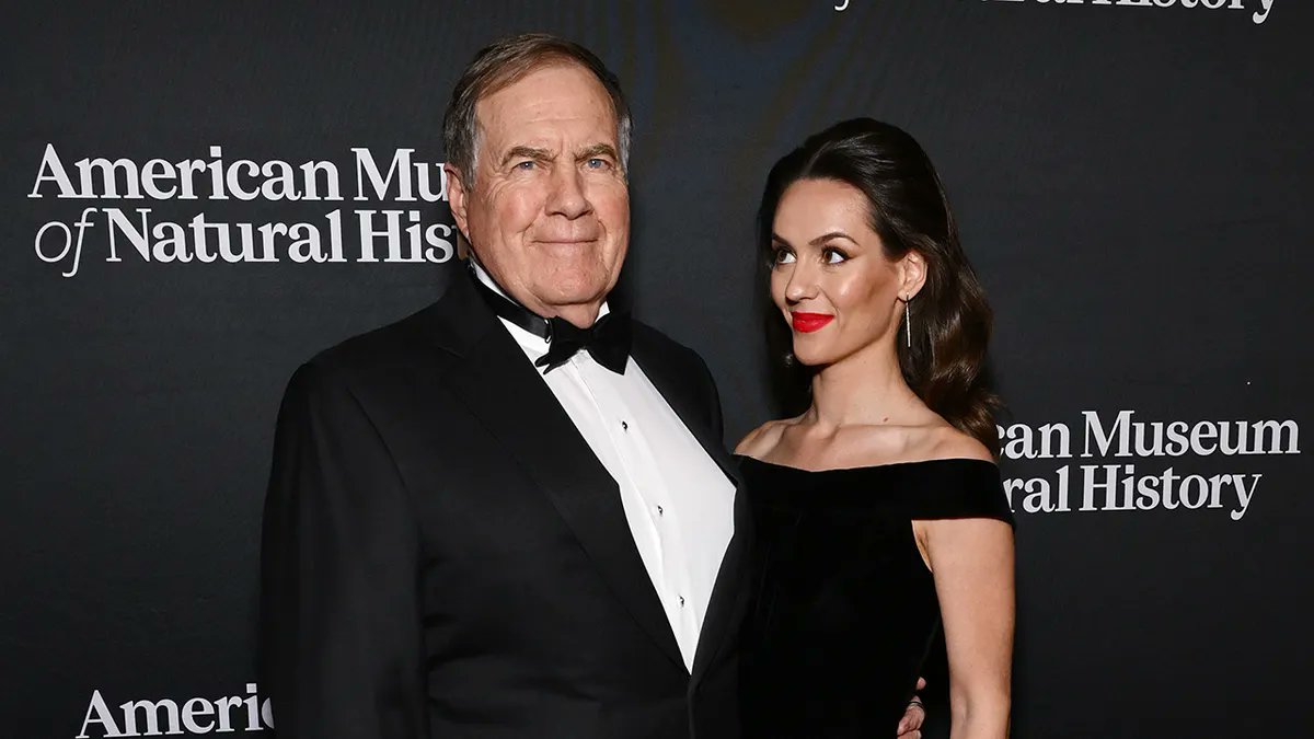 Dov Kleiman (@nfl_dovkleiman) on Twitter photo 𝗥𝗨𝗠𝗢𝗥𝗦: Bill Belichick and Jordon Hudson will get married around Christmas time in the Boston area this year.
Belichick is 73 and Hudson is 24...
(via <a href="/ZoandBertrand/">Zolak & Bertrand</a>) 𝗥𝗨𝗠𝗢𝗥𝗦: Bill Belichick and Jordon Hudson will get married around Christmas time in the Boston area this year.
Belichick is 73 and Hudson is 24...
(via <a href="/ZoandBertrand/">Zolak & Bertrand</a>)