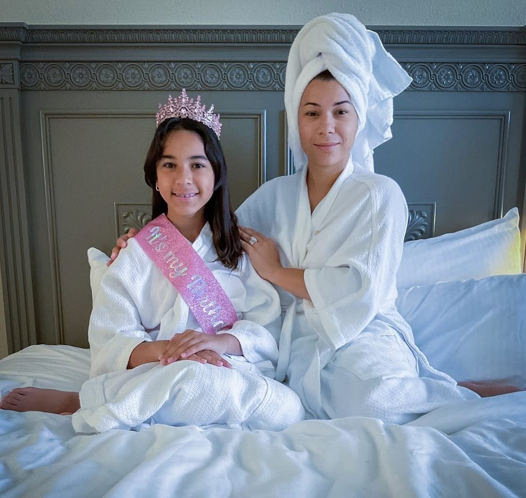 Jennifer_caro tweet media