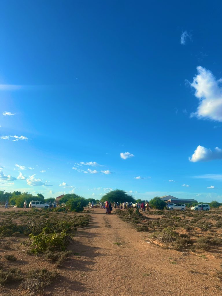 My Ayeeyo returned back to Allah. I’m so grateful that I had the opportunity to spend time with her. The definition of a Naag Nool woman, the matriarch of the family. She lived in Nairobi for the majority of her life, but here we are back in Galkayo where she was born.