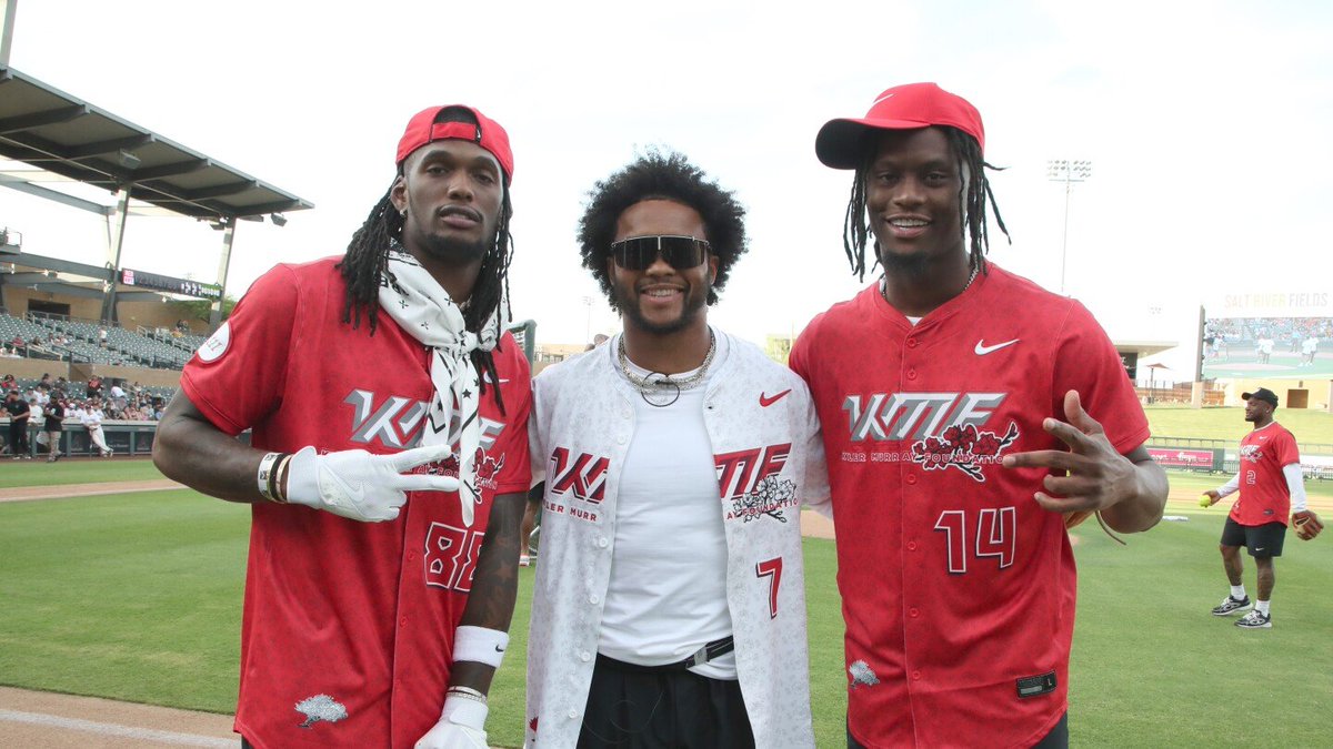 VickNFL_'s tweet image. TRUE OR FALSE::
#Cowboys CeeDee Lamb and George Pickens is the best WR DUO in the ENTIRE #NFLDraft
