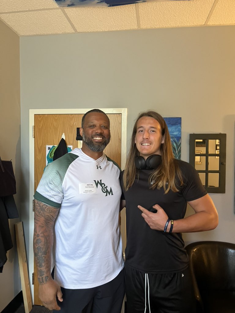 declantheduke20's tweet photo. After a GREAT conversation with @CoachBlackstock, I am EXTREMELY grateful to announce I have received my first D1 offer from William and Mary! Thank you to all of those who believed in me‼️
@DLRunStoppers @DillonBryant_ @BoRevell @CoachMikeLondon @CoachMMaloney @CoachJWilson51 @supe_jones @sludden10 @BlackD_football @Spotlight39_Pod @SportPrepX @WillVapreps