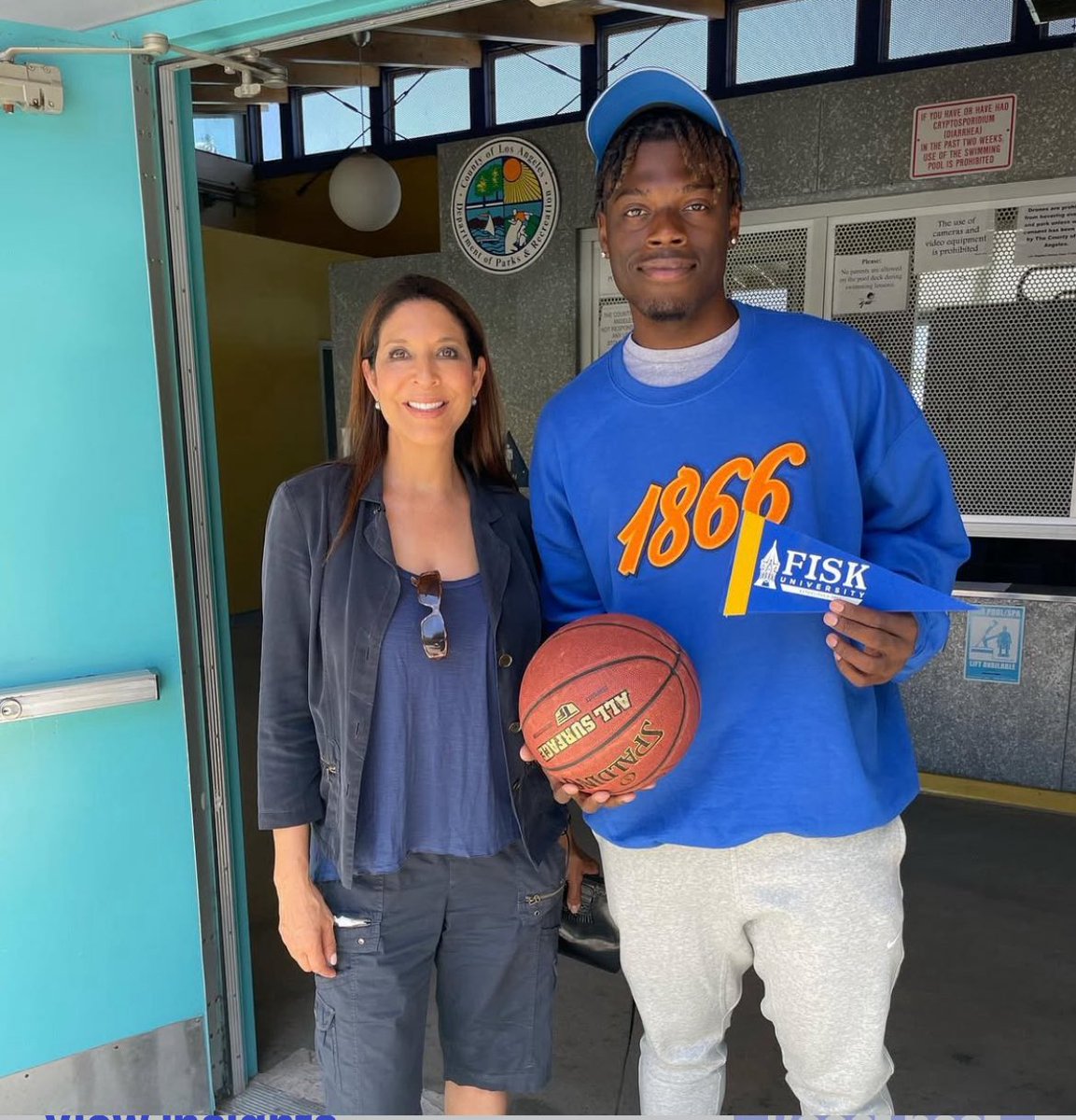 DevineNews's tweet image. Look who came to visit! Great to see #jeremiaharmstead as his jr year in college has ended!
Great to see his progress and focus on his education. He has joined a men’s fraternity under the inspiration of a mentor in Nashville.
Senior year here we come!
@fiskuniversity