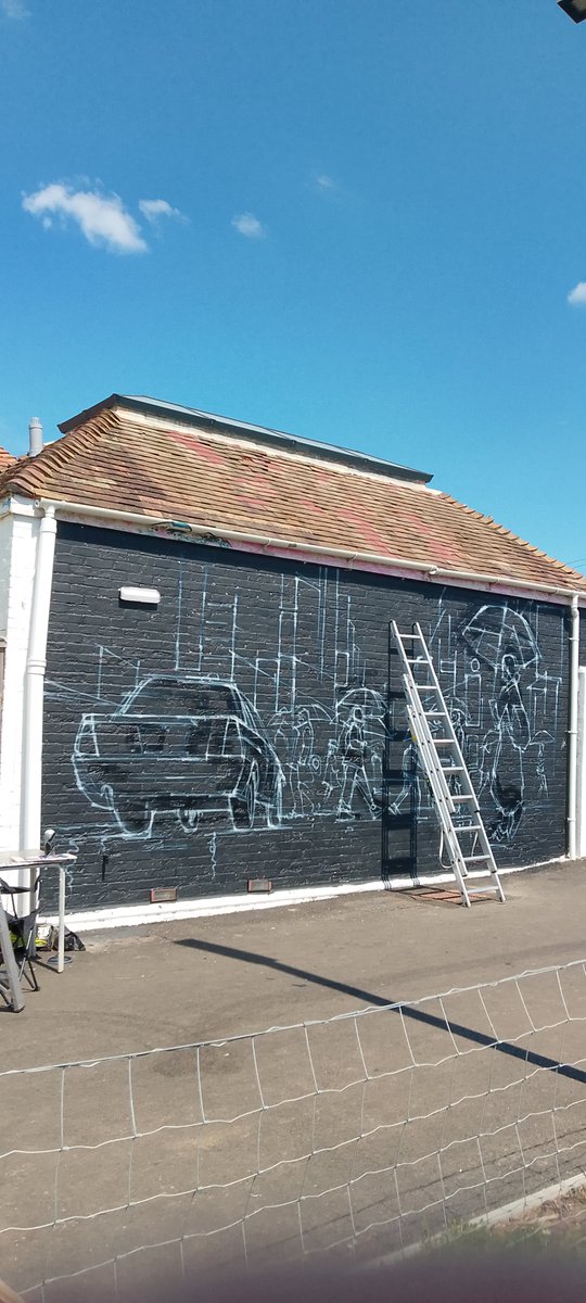 Big Beach Cafe (@bigbeachcafe) on Twitter photo Thank you to @officialfatboyslim who commissioned and generously donated this stunning art installation by <a href="/DanKitchener/">Dan kitchener</a> to the people of Brighton and Hove to enjoy and be inspired by!
#streetart #brightonandhove #bigbeachcafe Thank you to @officialfatboyslim who commissioned and generously donated this stunning art installation by <a href="/DanKitchener/">Dan kitchener</a> to the people of Brighton and Hove to enjoy and be inspired by!
#streetart #brightonandhove #bigbeachcafe