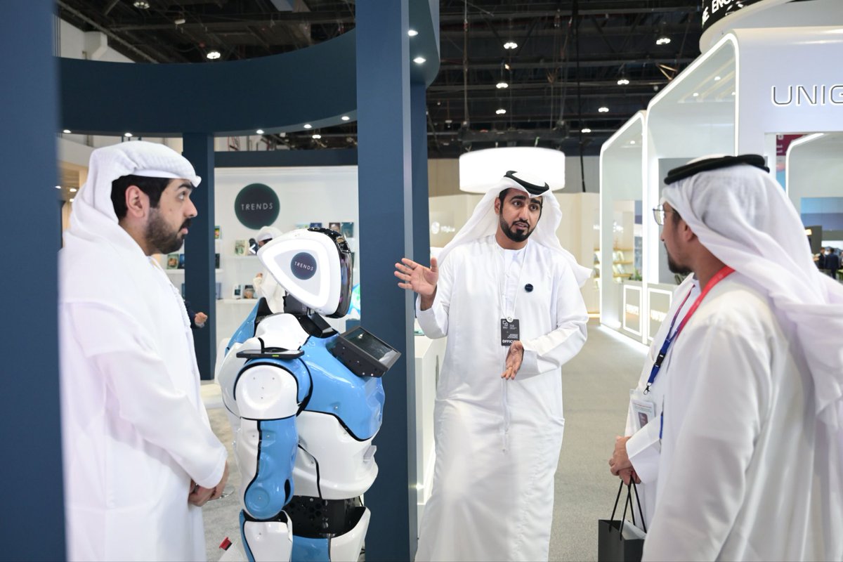 TrendsRA's tweet image. As a Knowledge Partner at the Make-it-in-the-Emirates Forum and Exhibition, the TRENDS Research &amp;amp; Advisory pavilion attracted visitors and exhibitors eager to learn about the Center’s research output, training programs, and advisory services.

#TRENDSKnowledgePartner…