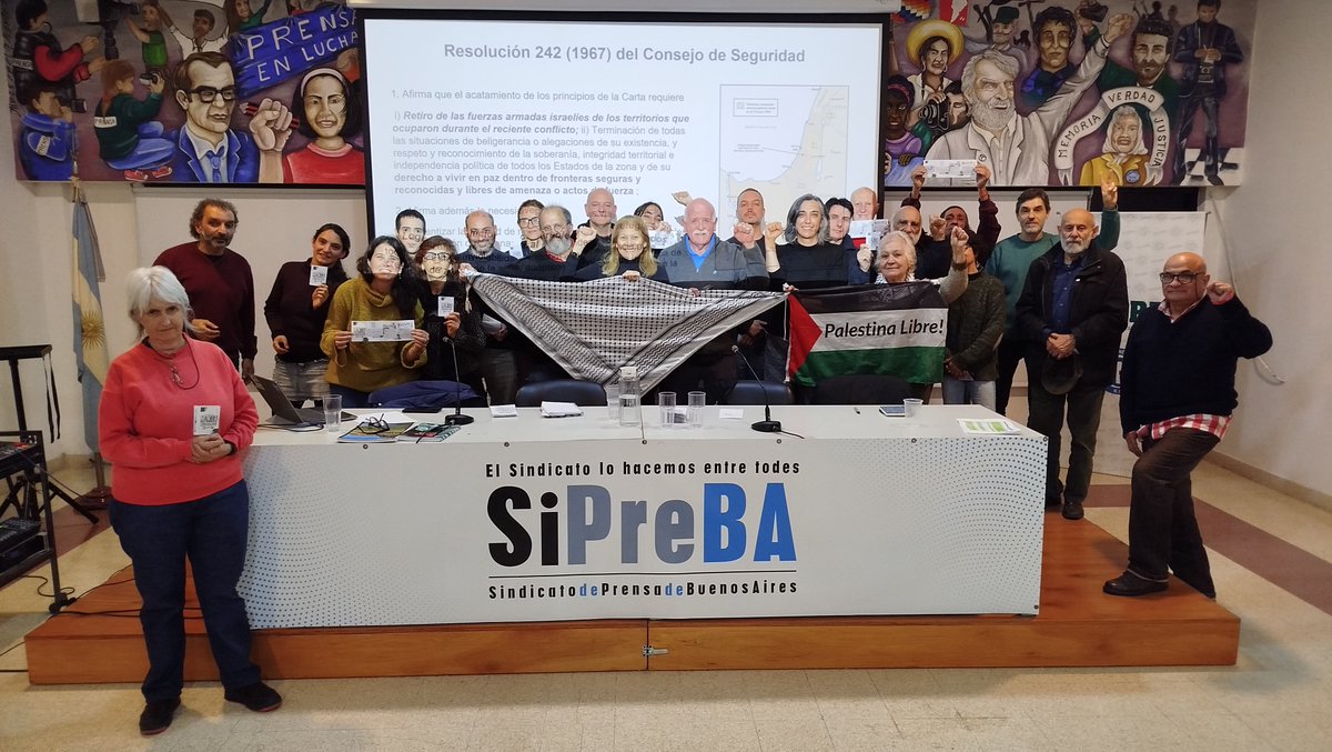 sipreba's tweet photo. 🇵🇸Finalizó el curso "Comprender Palestina: cien años de colonialismo"

📚Agradecemos a @CatedraSaid, a Revista Puro Chamuyo y editorial Canaán por elegir nuestra casa y brindar herramientas conceptuales para enriquecer el análisis. 

👏¡Gracias a todas y todos por participar! https://t.co/jwi0mk4v19
