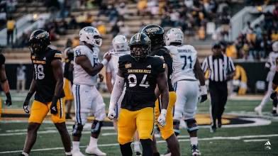 JayCurtis2008's tweet image. #AGTG After a great conversation with @CoachMathies I’m blessed to receive an offer from @SouthernMissFB
@CoachHuff
@Reed5G
@CoachTySmith @tlala2
@CoachDecoteau_ @Jonatha18589092
@CoachAdamsMGCCC @247Sports
@adamgorney @247recruiting