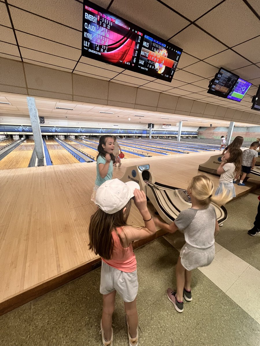 Michelle Liles tweet media