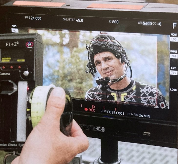 Jedi_Jill's tweet photo. BTS Endgame 💚❤️  Bruce Banner  Tony Stark  Mark Ruffalo  Robert Downey Jr  #ScienceBros #Hulk #IronMan  #BehindTheScenes #MyEdits https://t.co/SnvJ2pWHnp