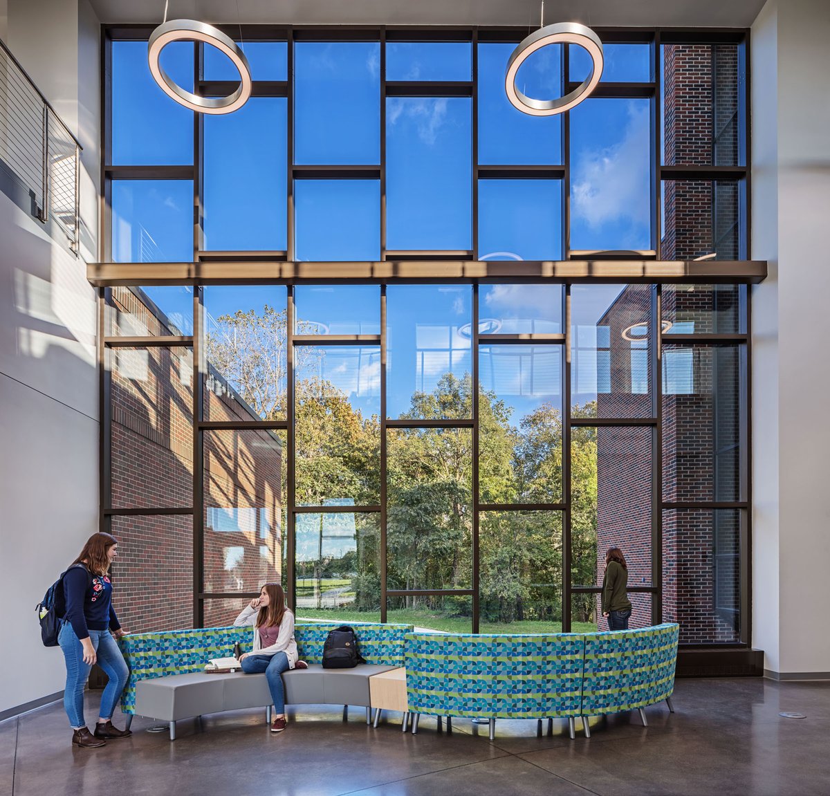 Expert architectural photography captures the soul of the Midwest, OH, IN, MI, WI &amp; beyond. If you're an architect or designer in Cincinnati, Cleveland, Columbus, or Indianapolis, see how we can showcase your work!

corykleinphotography.com/2025/05/midwes…

#ArchitecturalPhotography #Midwest