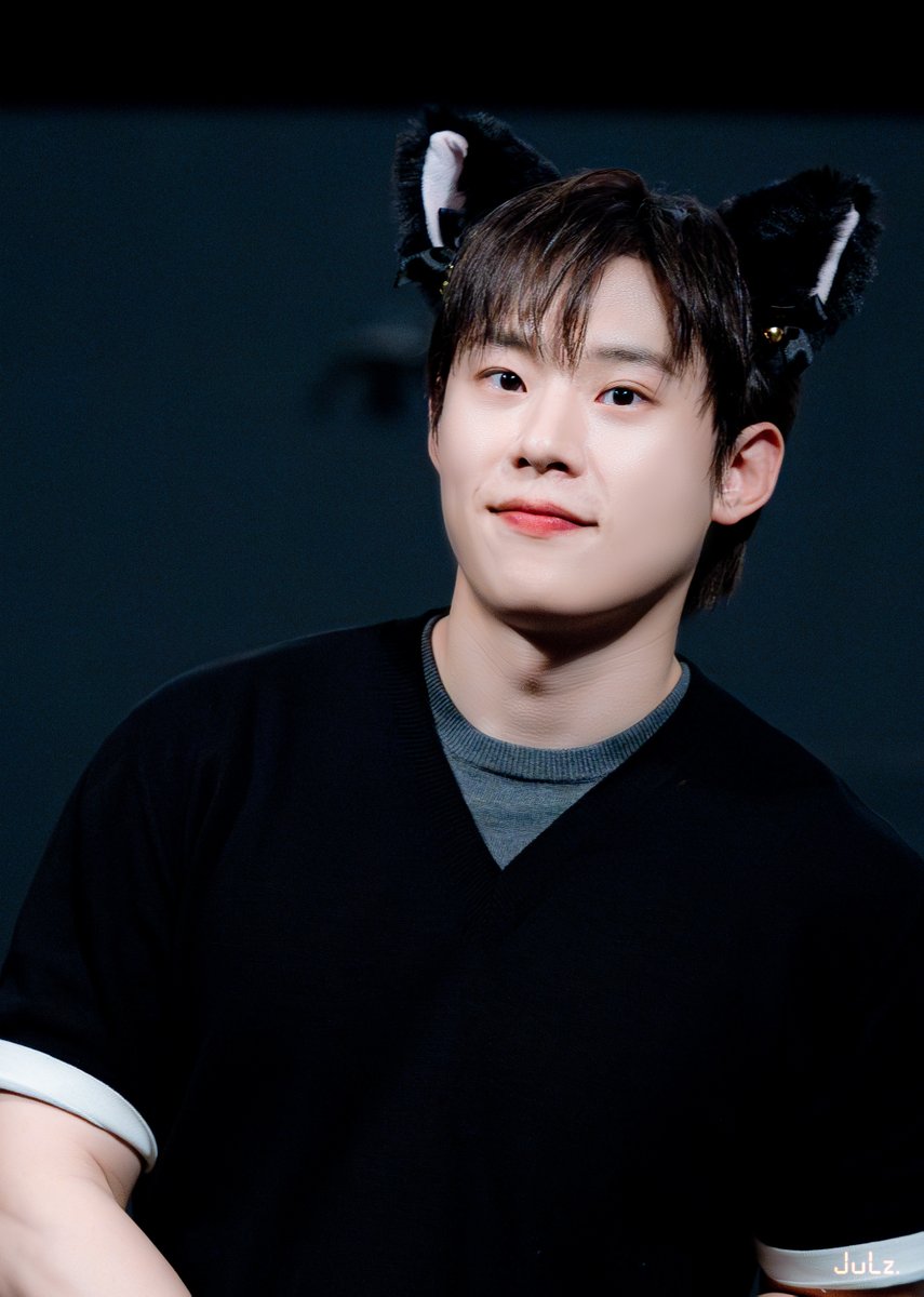 taengeeee1's tweet photo. 250518 파과 무대인사 16:45 CGV 영등포 5관
#김성철

🔗https://t.co/z06UR1B5ZH https://t.co/wYbEULZYeK