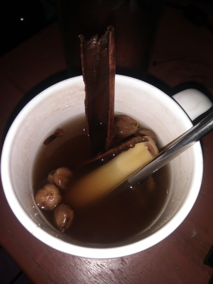 howidwrite's tweet image. i'll always choose my mom in every universe