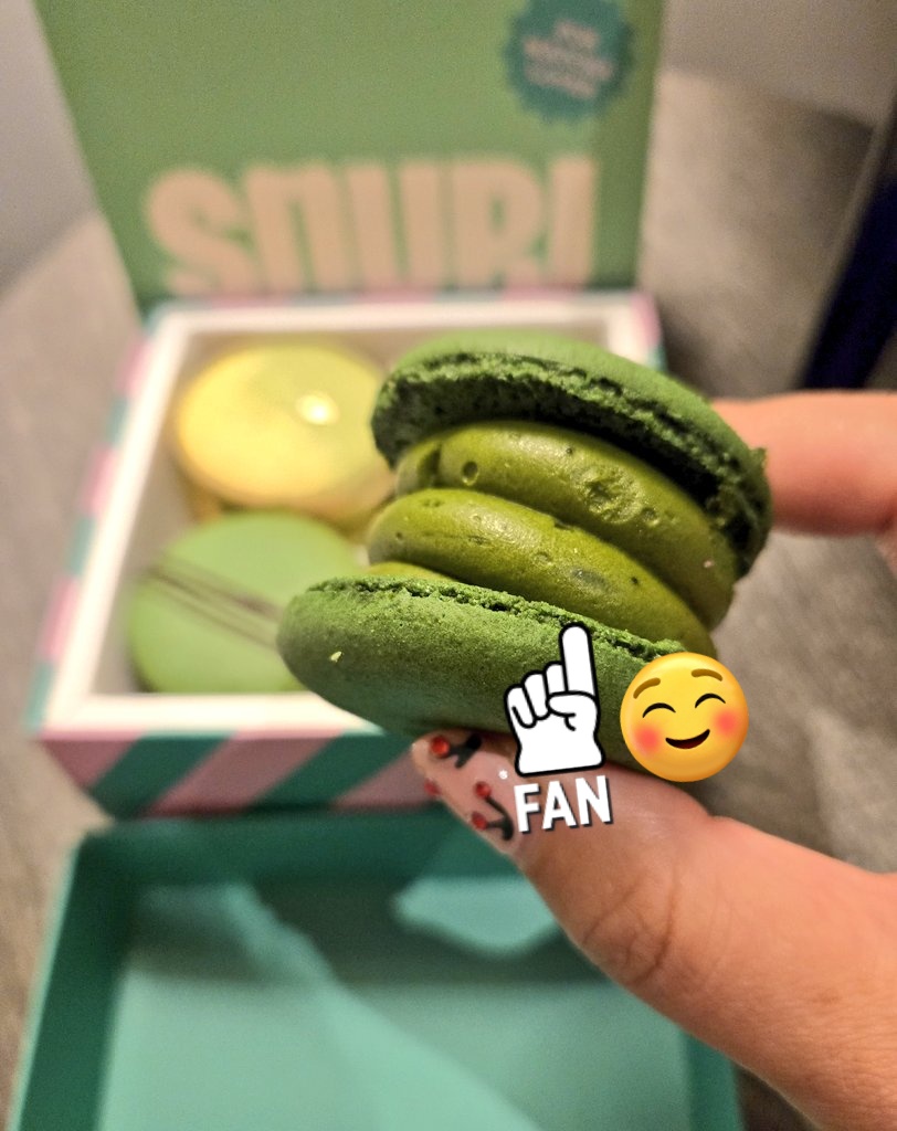 happy22morning's tweet photo. can't decide the best🥹
🍵🍓I tried first was a shock to me because of its sweet&amp;sour😋
Dark matcha has a very strong 🍵 flavor. I can even taste the natural astringency of 🍵, it feels like I'm drinking 🍵 itself😍
 #SouriIntensityLevel 
 #TeamStrongMatcha
 #SOURI  #SOURIBKK https://t.co/KafwTzF8LK