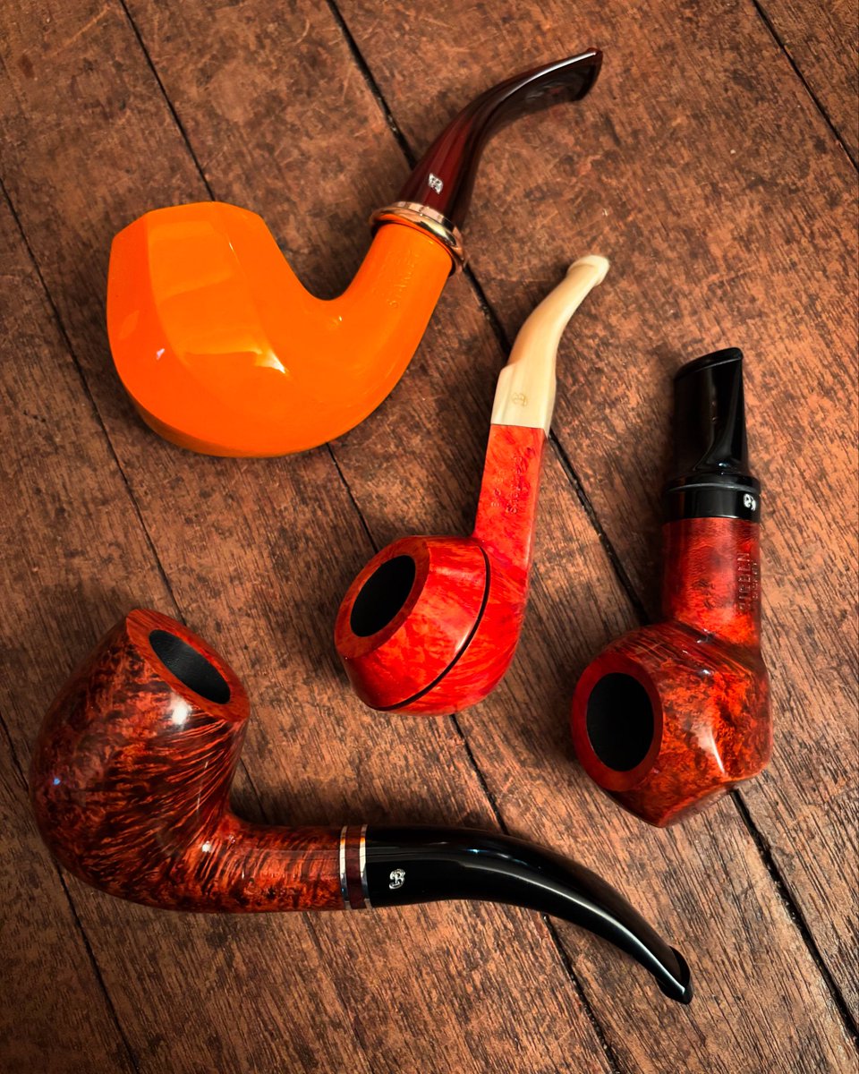 alpascia's tweet photo. Made in Holland #bigben #bigbenpipes #madeinholland #pipes #smokingpipes https://t.co/PUSbAMN2mW