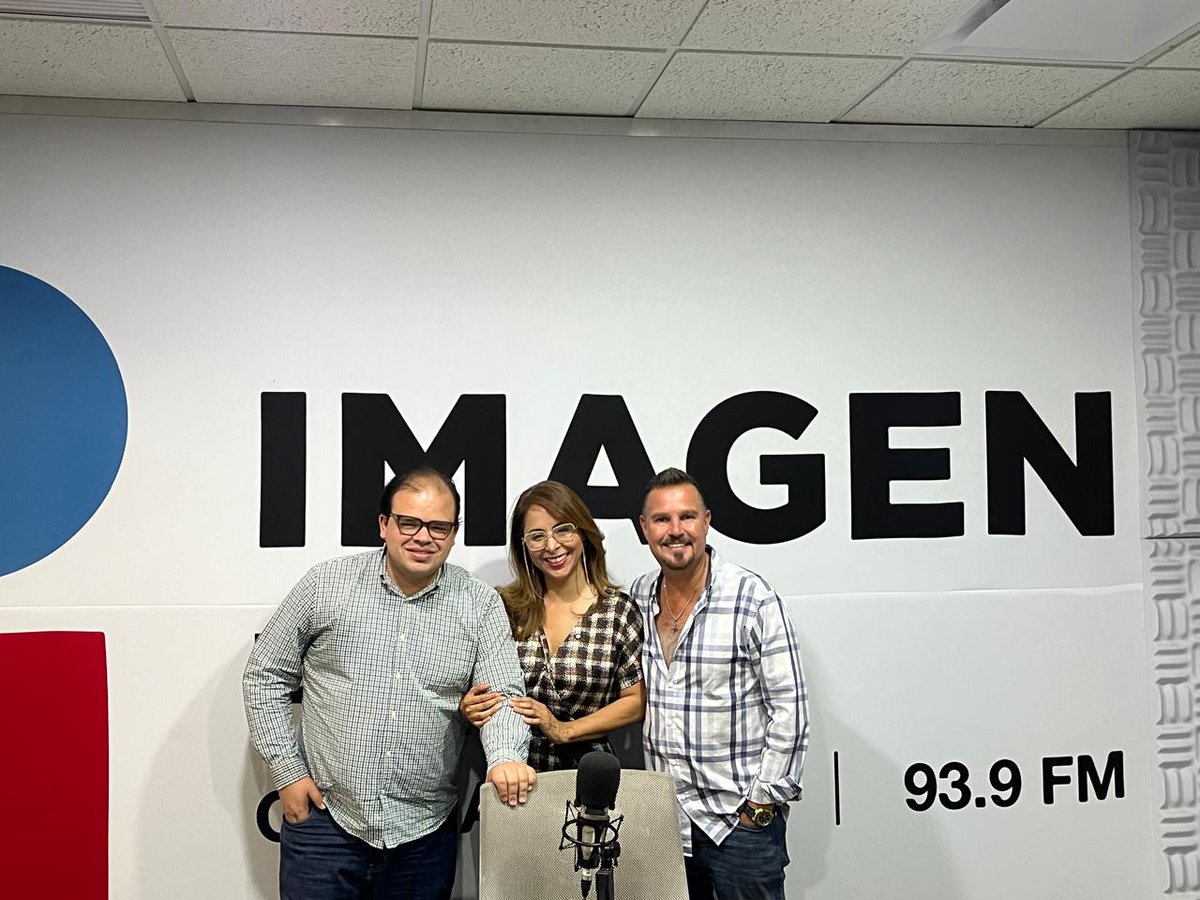 La información no se detiene  y el día de ayer🎙️<a href="/fabiolamoreno_8/">Fabiola Moreno</a> , candidata a Magistrada en materia penal por el Distrito Judicial 2 en Jalisco, nos acompaño al programa de IMAGEN JALISCO⚖️ 
No te pierdas esta y otras entrevista de  lunes a viernes a las 20:00 h por el 93.9 FM.