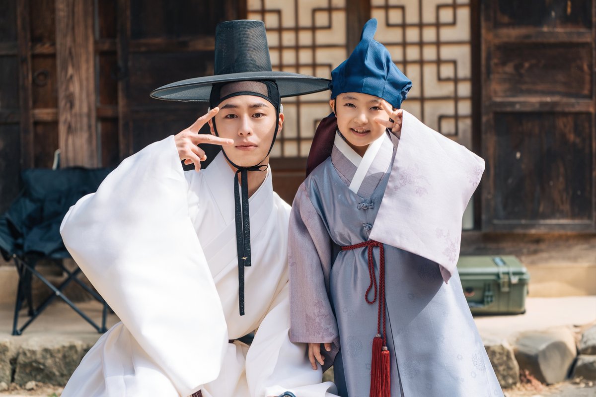 NetflixKR's tweet photo. 그냥 하염없이 눈물이 나~ 
<탄금> 후유증 잠시 내려놓으세요. https://t.co/T5hlP4ChLy