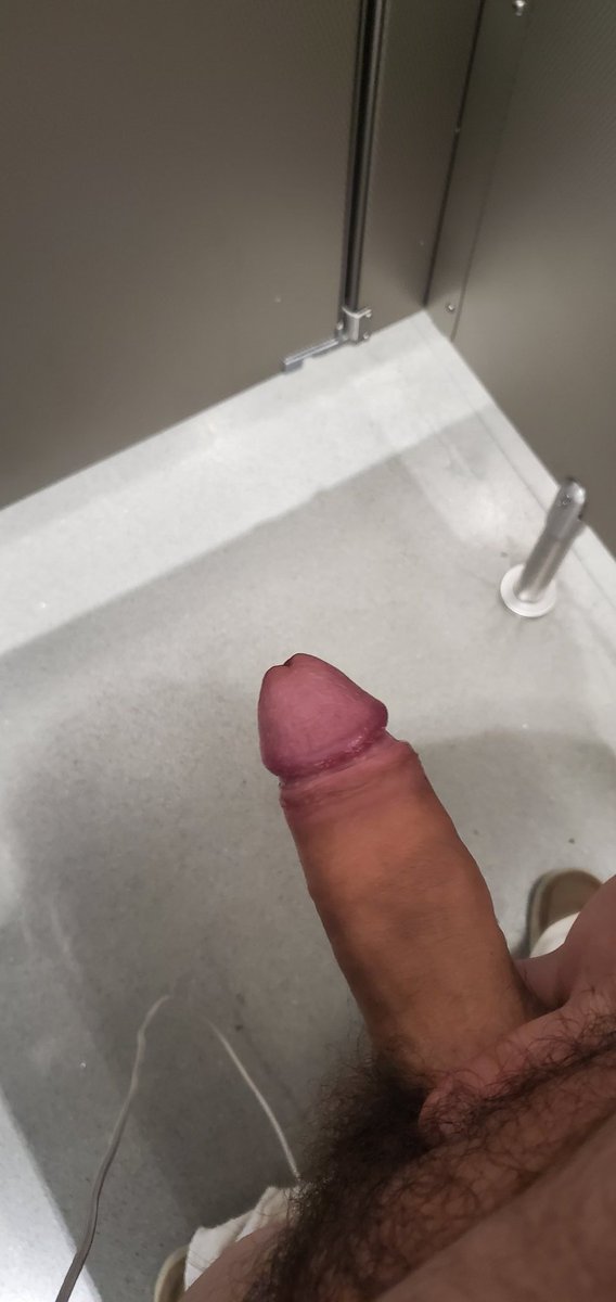 notsosluggish's tweet photo. Who wants my dick after work? 
-
#nsfwtwtًً #nsfwtwt #nsfw #nsfwfurry #thiccshaft https://t.co/FBGDnZZWMY
