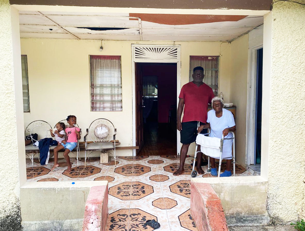 FoodForThePoor's tweet photo. When Hurricane Beryl tore the roof off his mother’s home, Renard Morris risked his life to keep her safe. Thanks to our amazing donors, her roof is now repaired! Your kindness makes stories like this possible. 💛 #FFTP #DisasterRelief #HurricaneBeryl #Jamaica https://t.co/xoU2TXzdsY