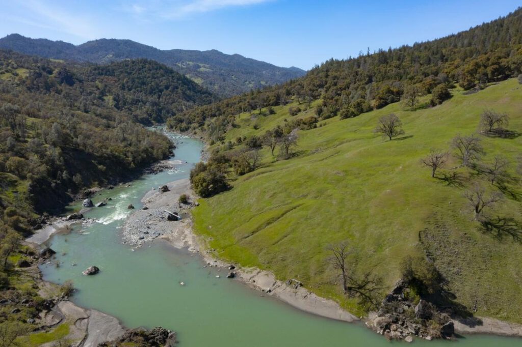 Join Our Team mendocinolandtrust.org/join-our-team