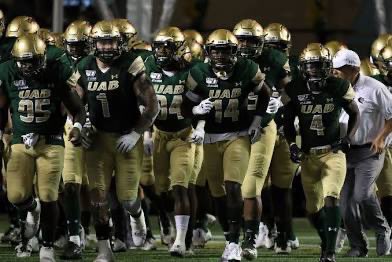 EXTREMELY BLESSED TO RECEIVE AN OFFER FROM UAB 🙏🏾 #AGTG