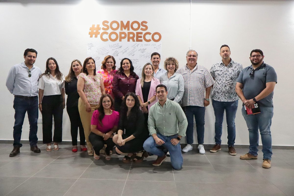 Hoy con #COPRECO #CANIRAC #CANACO #CANADEVI #AMMJE #COPARMEX #CEMIC y #CANACINTRA en respaldo a #HechoEnMéxico 🇲🇽
Sumados a la <a href="/SE_mx/">Economía México</a> a favor del desarrollo económico y la prosperidad compartida. 
<a href="/Claudiashein/">Claudia Sheinbaum Pardo</a> 
<a href="/m_ebrard/">Marcelo Ebrard C.</a>