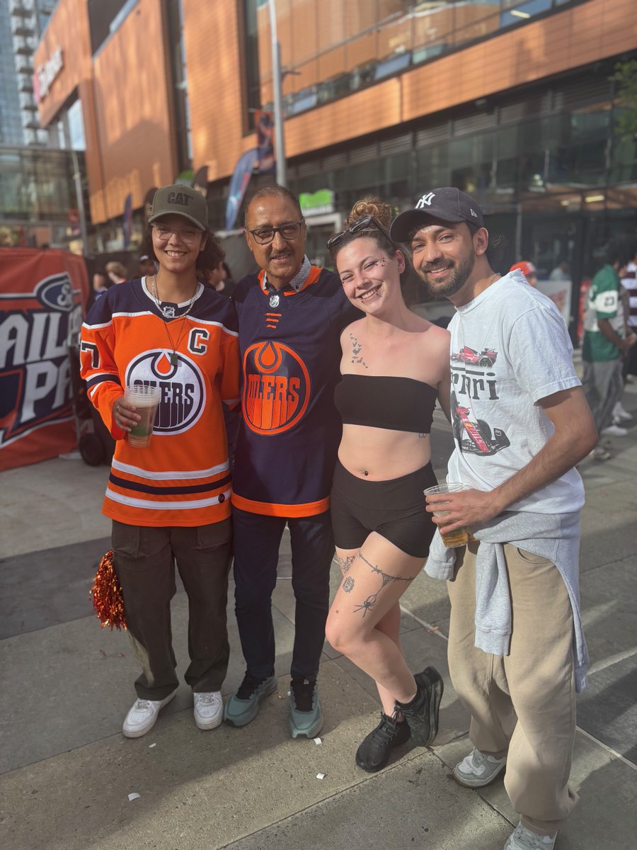Shade Gentlemen's Club (@shadeyeg) on Twitter photo Mayor <a href="/AmarjeetSohiYEG/">Amarjeet Sohi</a> down at the watch party showing his support for our <a href="/EdmontonOilers/">Edmonton Oilers</a> #LetsGoOilers #GoOilers #OilersFans #yeggers #yegwave #RogersPlace Mayor <a href="/AmarjeetSohiYEG/">Amarjeet Sohi</a> down at the watch party showing his support for our <a href="/EdmontonOilers/">Edmonton Oilers</a> #LetsGoOilers #GoOilers #OilersFans #yeggers #yegwave #RogersPlace