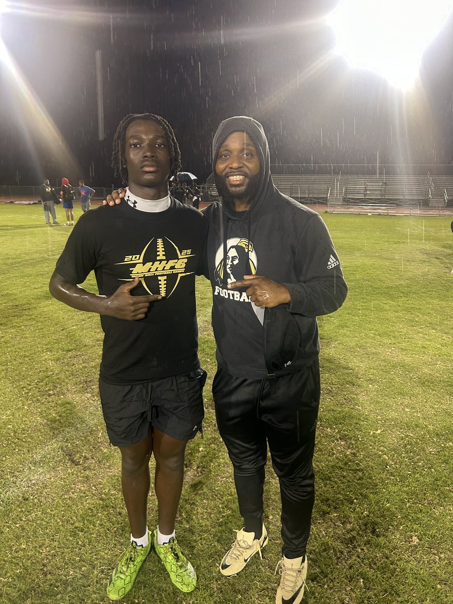 Syncere Murphy (@murphy_syncere) on Twitter photo Blessed to receive my first offer from <a href="/UNCP_Football/">UNCP Braves Football</a>
<a href="/LeonEasonJr1/">Leon Eason Jr</a> <a href="/CoachJRiley_/">Jayden Riley</a> <a href="/CoachHallUNCP/">Mark Hall</a> <a href="/RecruitingBh/">BH Recruiting Assistance</a> <a href="/bhernyscoutguy/">Brian Herny</a> <a href="/247Sports/">247Sports</a> <a href="/On3Recruits/">On3 Recruits</a> <a href="/RivalsFriedman/">Adam Friedman</a> Blessed to receive my first offer from <a href="/UNCP_Football/">UNCP Braves Football</a>
<a href="/LeonEasonJr1/">Leon Eason Jr</a> <a href="/CoachJRiley_/">Jayden Riley</a> <a href="/CoachHallUNCP/">Mark Hall</a> <a href="/RecruitingBh/">BH Recruiting Assistance</a> <a href="/bhernyscoutguy/">Brian Herny</a> <a href="/247Sports/">247Sports</a> <a href="/On3Recruits/">On3 Recruits</a> <a href="/RivalsFriedman/">Adam Friedman</a>