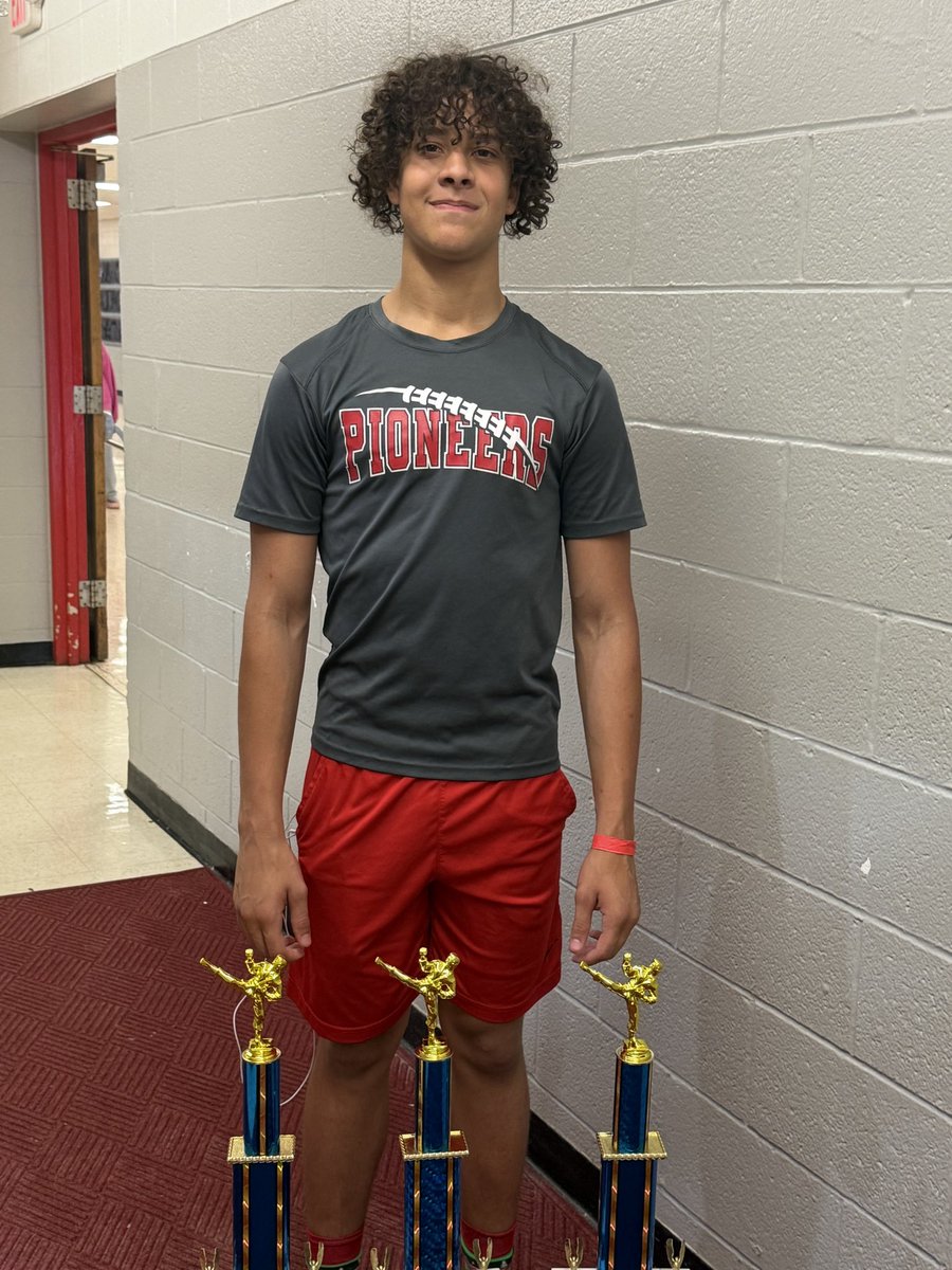 Shell_D_J's tweet photo. A’sa Brown won 1st in all 3 events &amp; brought home grand champion!!! @Asa_Brow https://t.co/SZA8cvXjB5