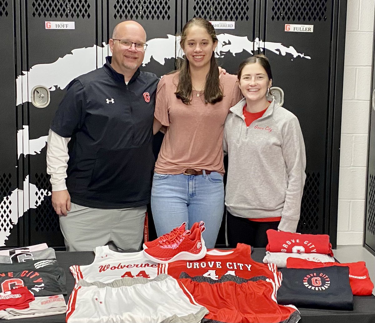Stephanie Schott (@stephschott44) on Twitter photo Thank you so much Coach <a href="/bakerjmb23/">Jason Baker</a> and <a href="/CoachLydia/">Lydia Roth</a> for a great visit and tour of Grove City today. What an impressive school, campus and program! I had a great time and appreciate your interest in me as a student-athlete. Go Wolverines!
<a href="/GCC_WBB/">Grove City College Women's Basketball</a>
<a href="/WoodEliteSkillz/">Quinton Wood</a> Thank you so much Coach <a href="/bakerjmb23/">Jason Baker</a> and <a href="/CoachLydia/">Lydia Roth</a> for a great visit and tour of Grove City today. What an impressive school, campus and program! I had a great time and appreciate your interest in me as a student-athlete. Go Wolverines!
<a href="/GCC_WBB/">Grove City College Women's Basketball</a>
<a href="/WoodEliteSkillz/">Quinton Wood</a>