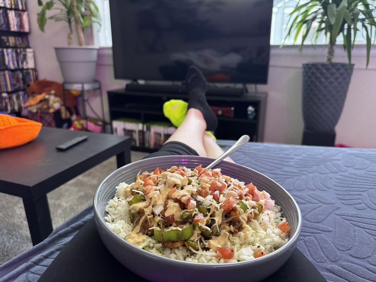 Tex-mex chicken enchilada bowl.