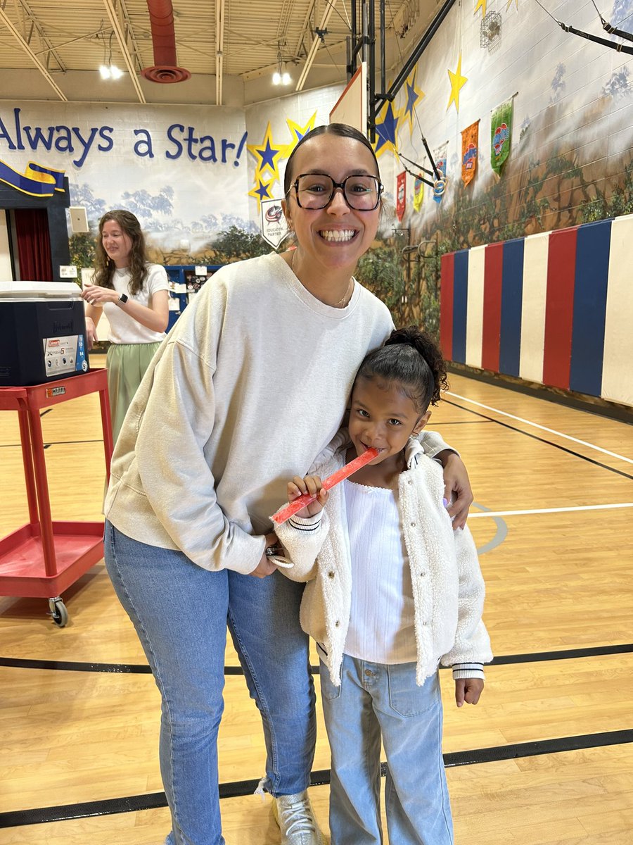 Julie Gulley (@slatehillstars) on Twitter photo A little rain didnāt stop us from meeting our new 2025-26 <a href="/SlateHill_KDG/">Kindergarten</a> stars āļø! Popsicles are just as fun in the gym as they are on the playground! #theSlateāļøš¤© #itsWorthit A little rain didnāt stop us from meeting our new 2025-26 <a href="/SlateHill_KDG/">Kindergarten</a> stars āļø! Popsicles are just as fun in the gym as they are on the playground! #theSlateāļøš¤© #itsWorthit