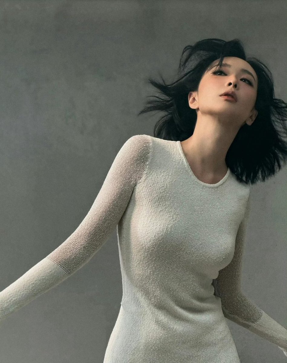 高叶】1987年出生于江苏省常州市，身高168cm，体重48kg，射手座。中国内地影视女演员，毕业于北京电影学院。