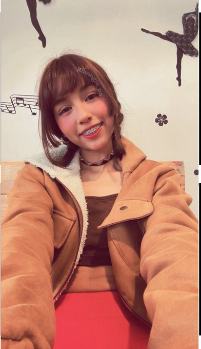 Watch Angie pao's leaked NSFW photo on TwXstars