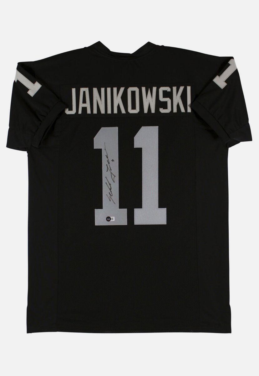 Completing our latest Oakland Raider run w/ a personal favorite 🔥 Sebastian Janikowski

“The Seabass” pin preorder opens this Saturday 5/31/25 @ 3 PM PST!! 🐟🐟🐟

We also got a special giveaway w/ this drop 👀 Want a FREE pin, RT this &amp; follow for a chance !! 🏴‍☠️ #YouKnowBall