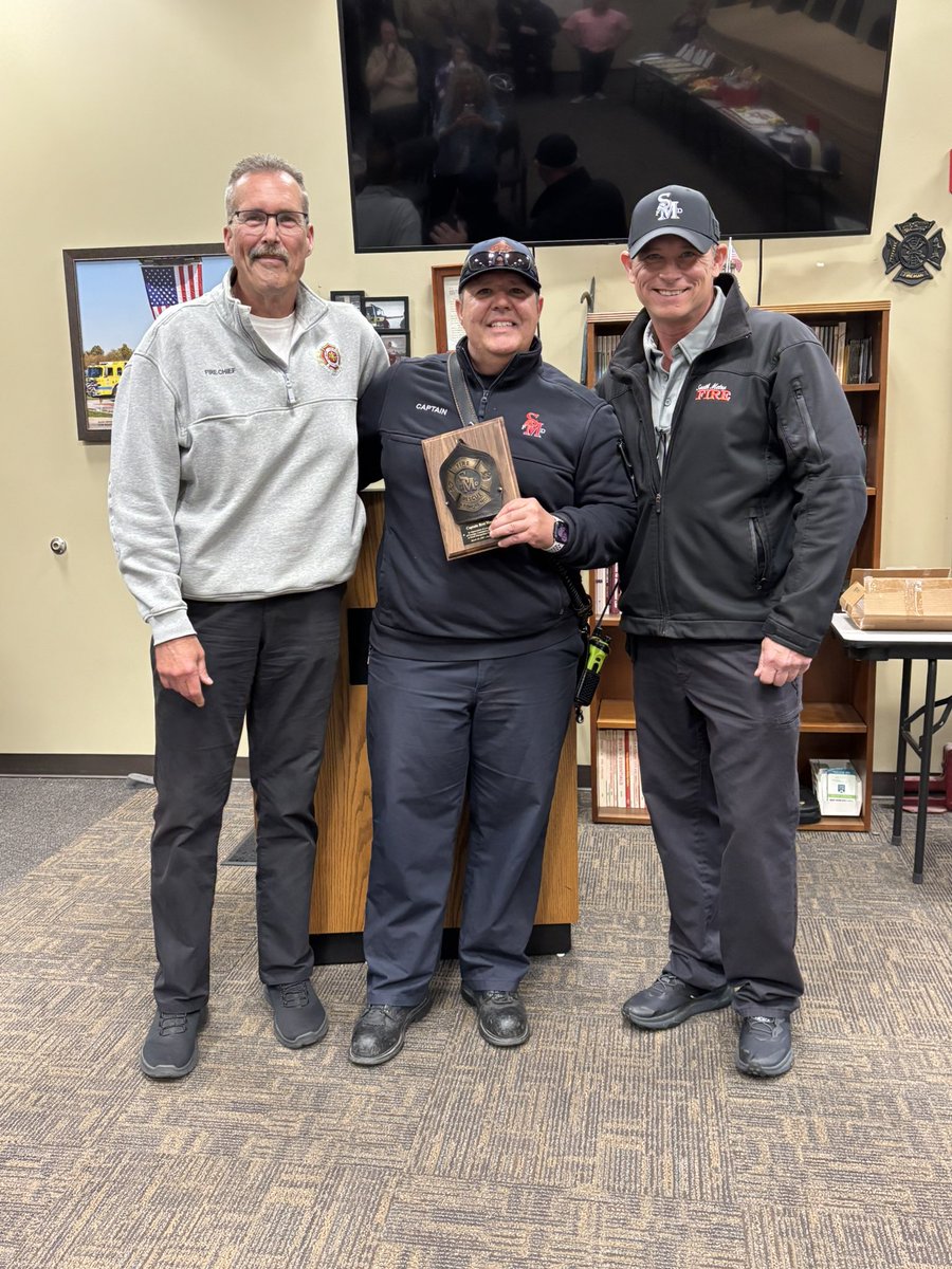 Today we got to celebrate the retirement of one of own. For the past 28 years Captain Mason has been a part of the Fire District. He is leaving a lasting impression impression on all of us and we wish him nothing but success and happiness on this next chapter. Enjoy retirement!!