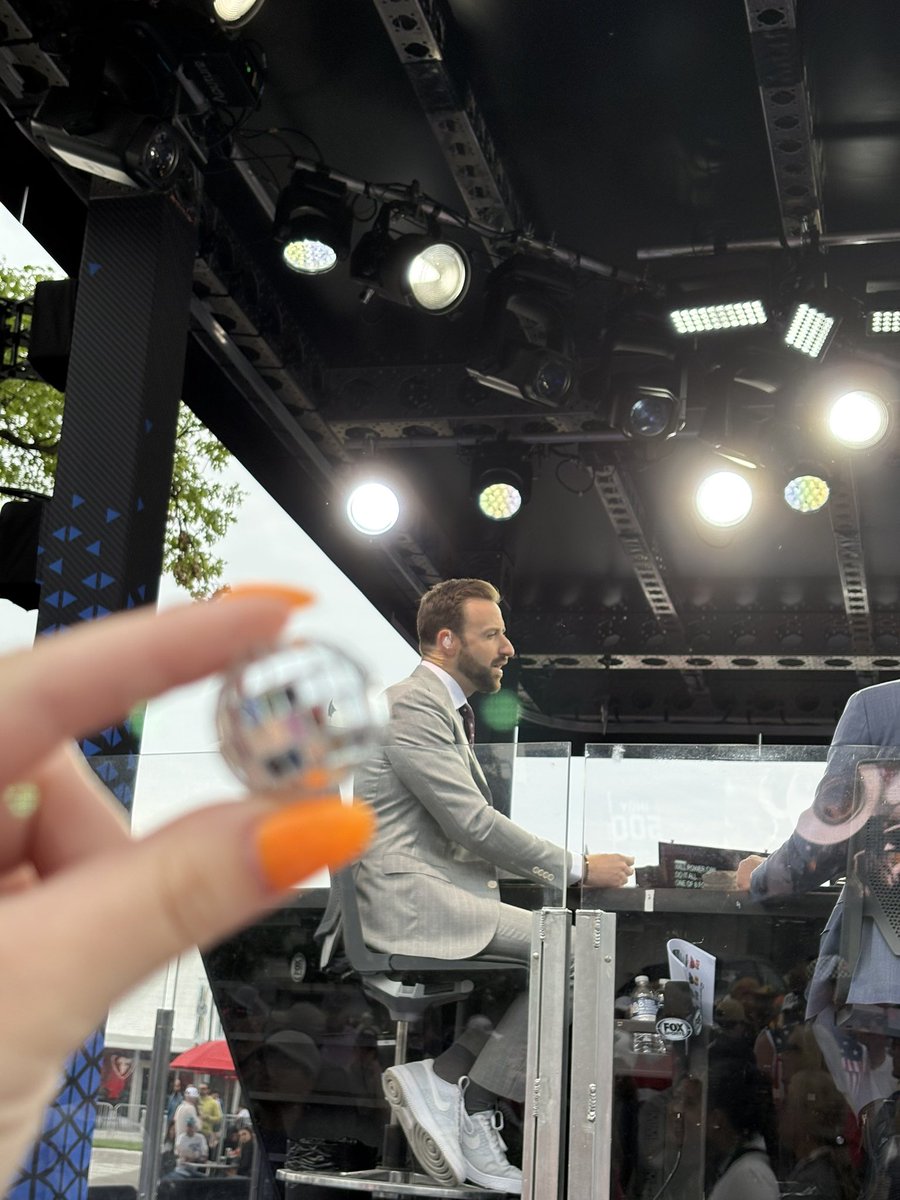 hmillzie04's tweet photo. #1 goal on my bucket list of “month of may” at IMS was checked off when I got to meet @Hinchtown at carb day. Then gave him a mirror ball on Sunday. He may not have won, but he’s my mirror ball winner 🤝 @AskOffTrack https://t.co/0yU9aIJpXr