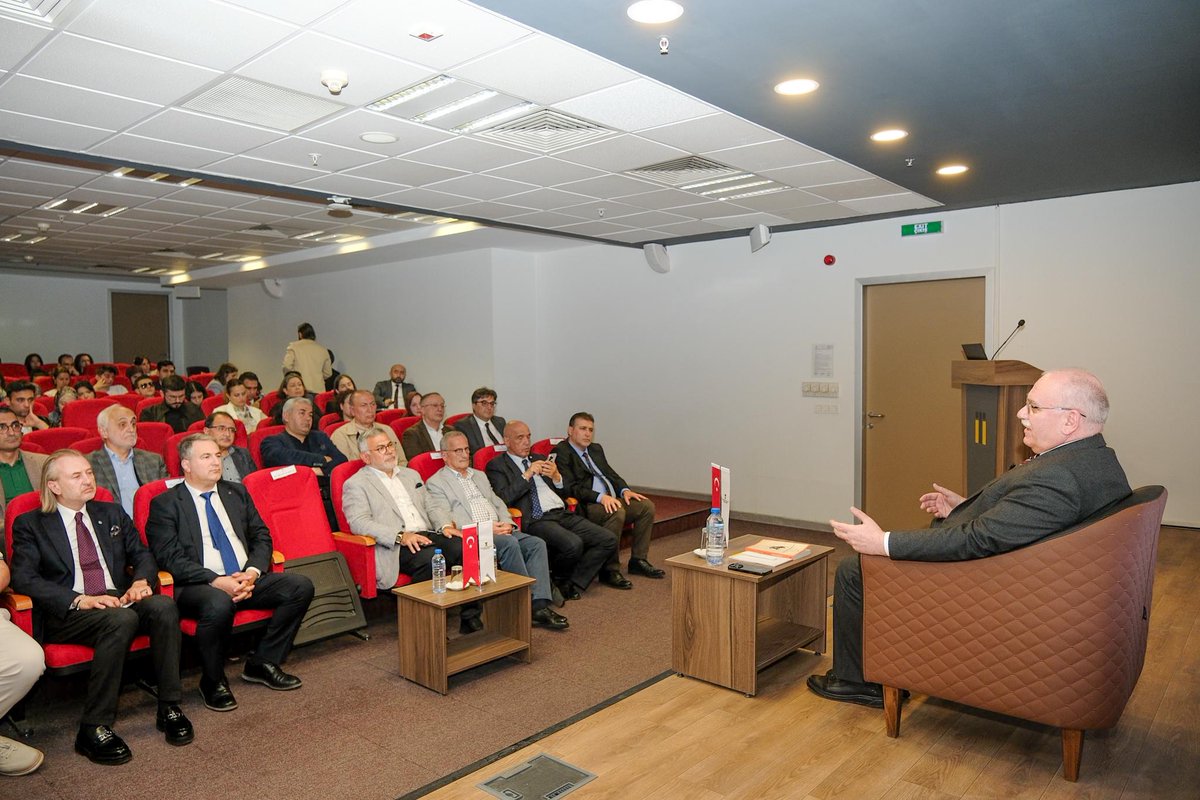 İstanbul Ticaret Üniversitesi tweet media