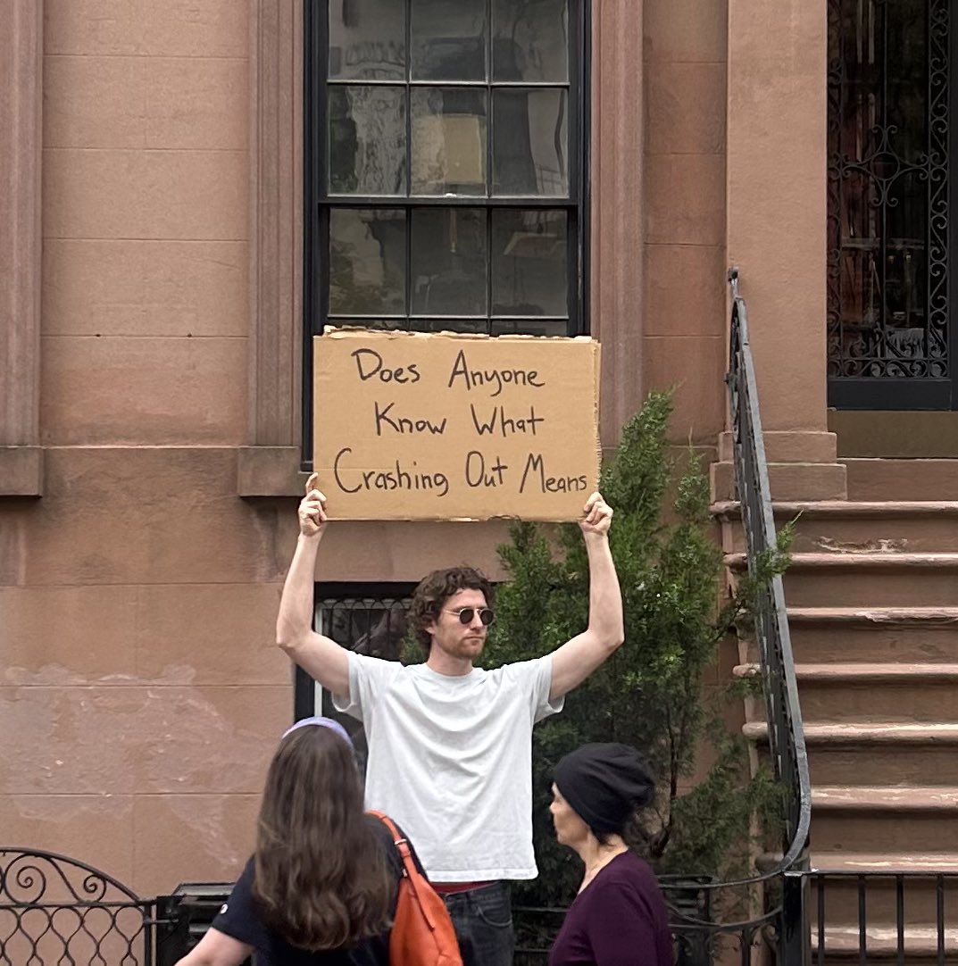 seth (@dudewithsign) on Twitter photo 